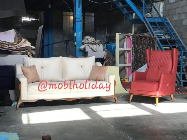 1 7 seater sofa Beauty model