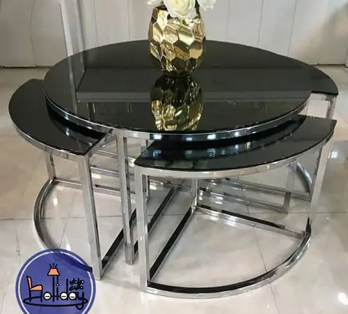 Table in front of Taba sofa